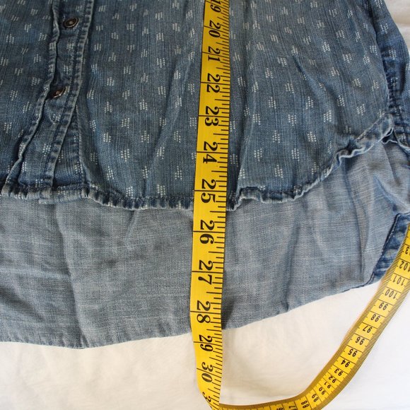Anthropologie Cloth & Stone Chambray Button Down Print Shirt Size M Denim - Picture 10 of 11